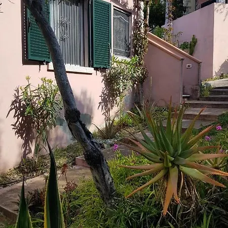 Mistral House 1 Hotel 3*